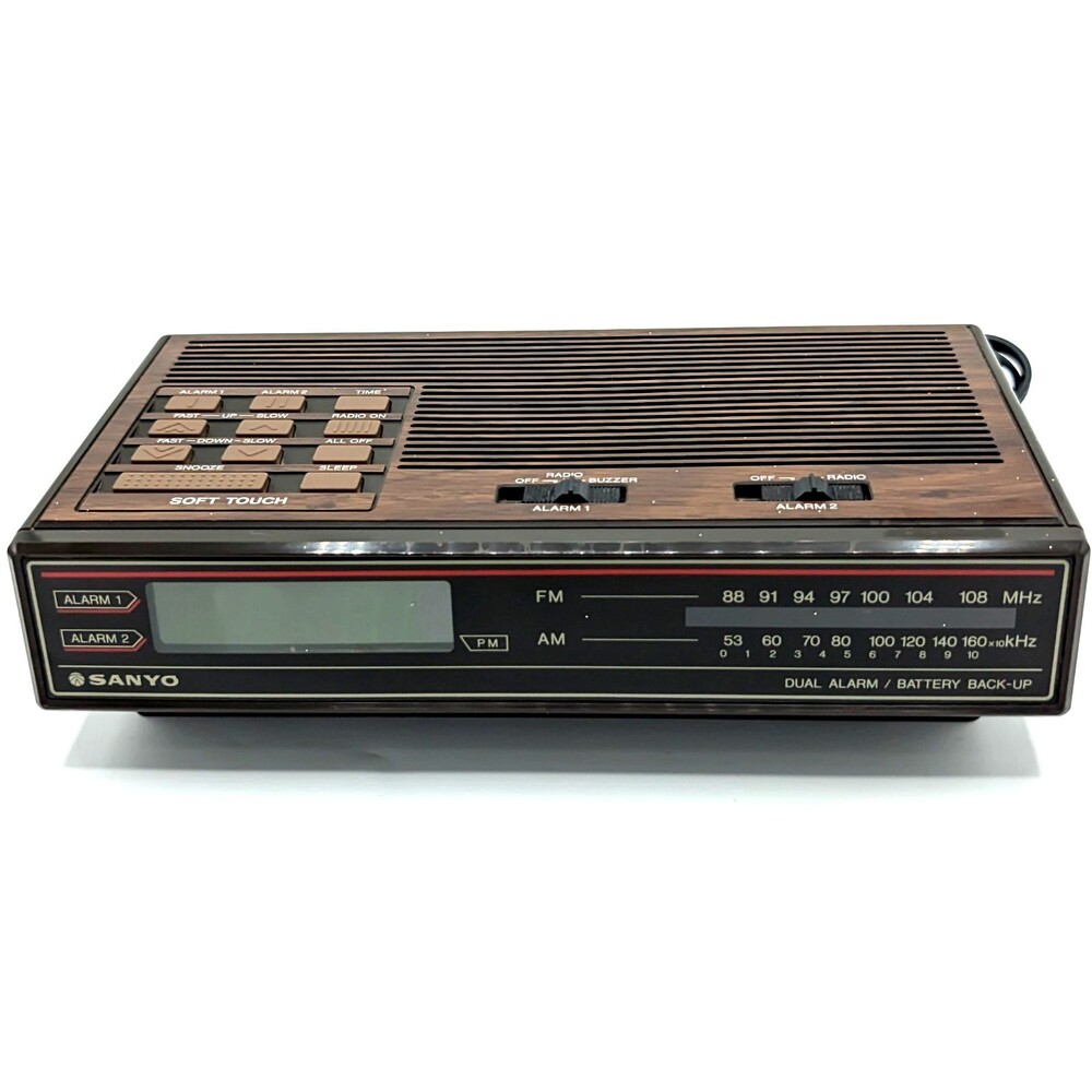 VTG Sanyo RM6400 AM FM Digital Dual Alarm Radio Clock - Tested & Working!